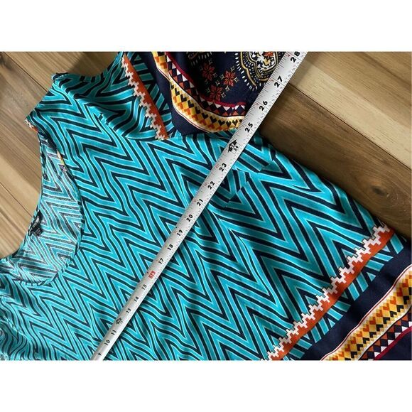 Unique Spectrum Women Top 3X - Picture 4 of 6